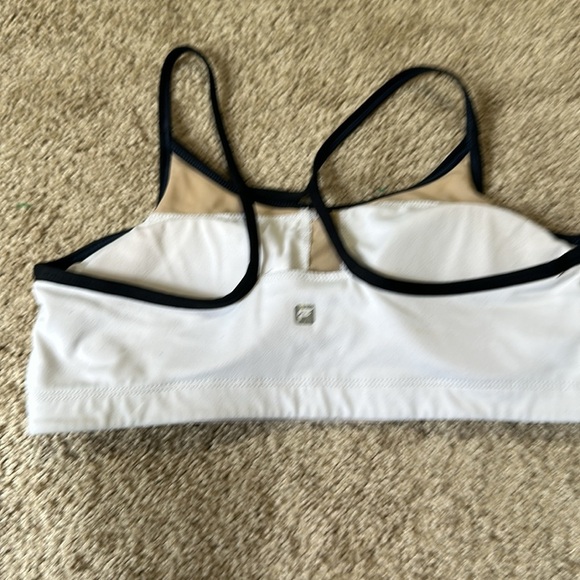 Fabletics Sports Bras Bundle of 2 Green / White active
Sports Small - Picture 3 of 5
